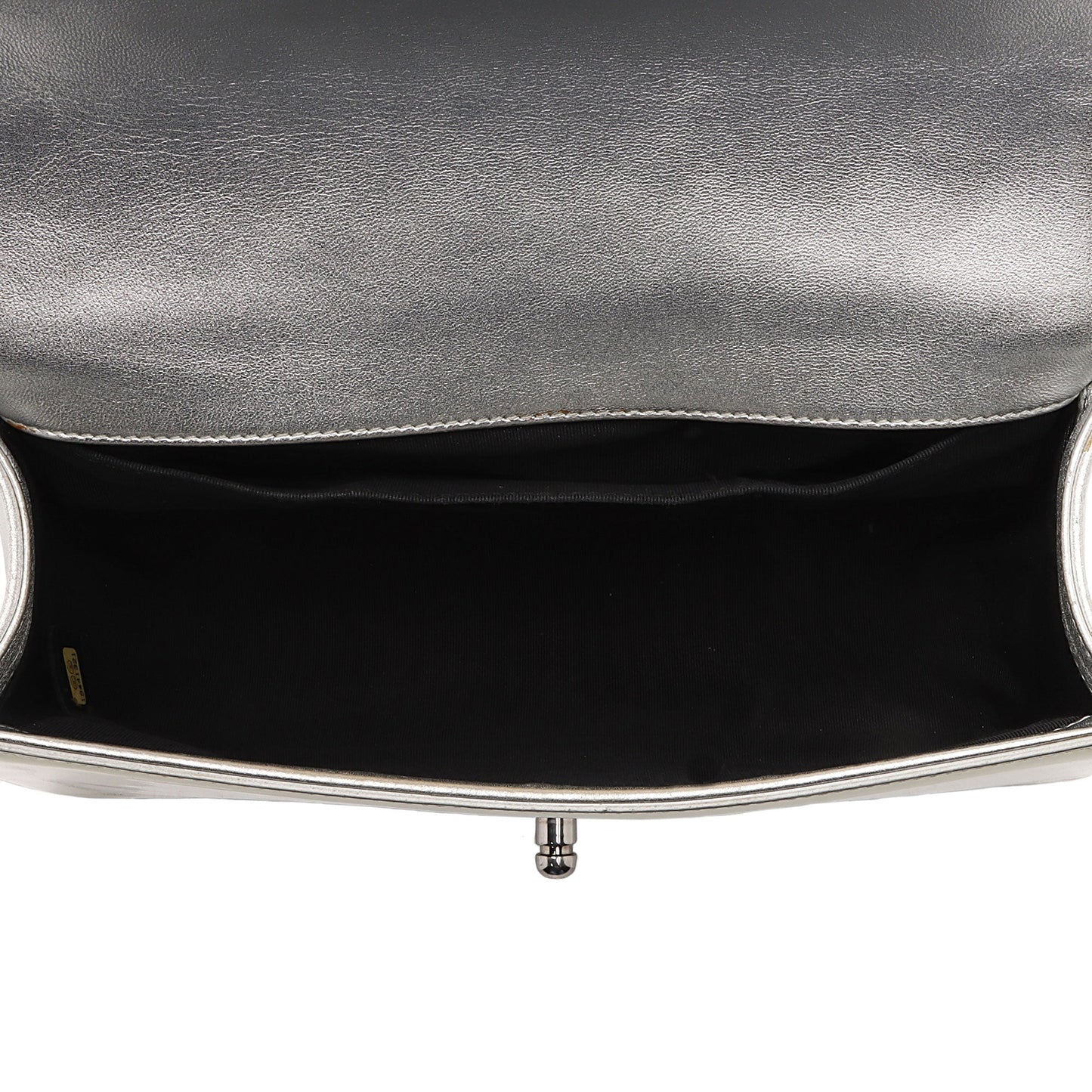 Chanel Metallic Patent Leather Old Medium Boy Bag (SHF-KF5y5y)