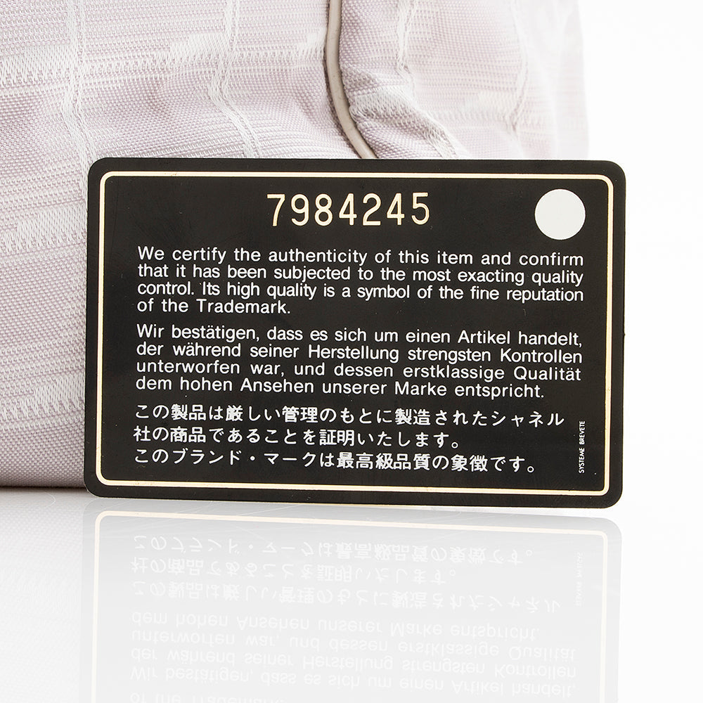 Chanel   Nylon Travel Line Large Tote (SHF-20093)