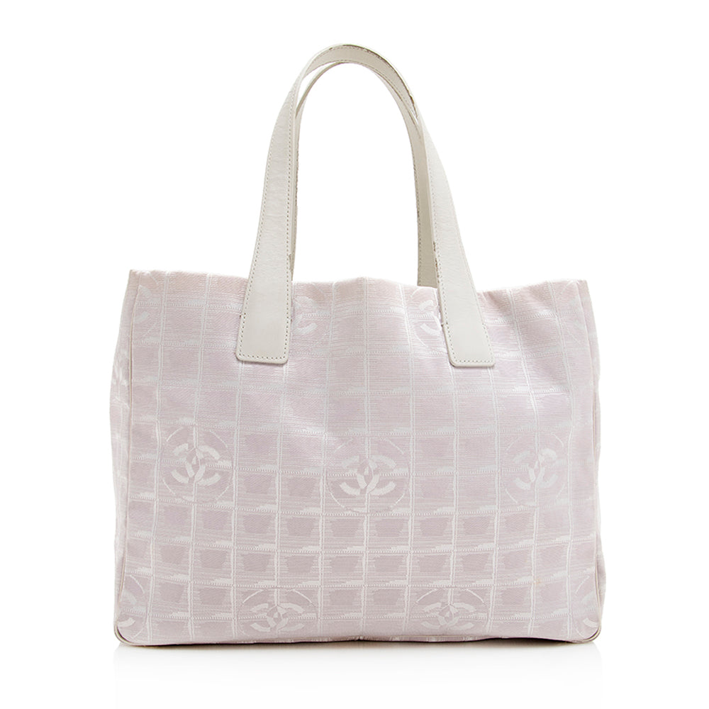 Chanel   Nylon Travel Line Large Tote (SHF-20093)