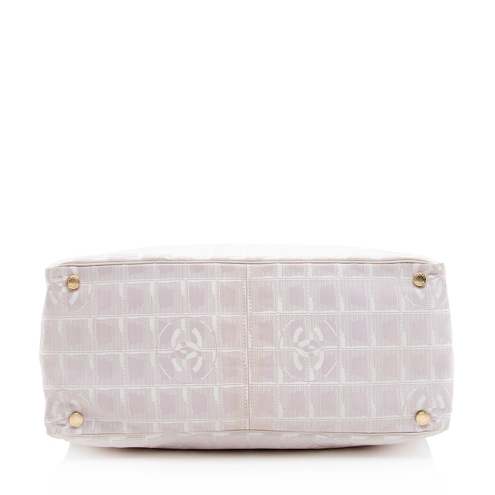 Chanel   Nylon Travel Line Large Tote (SHF-20093)