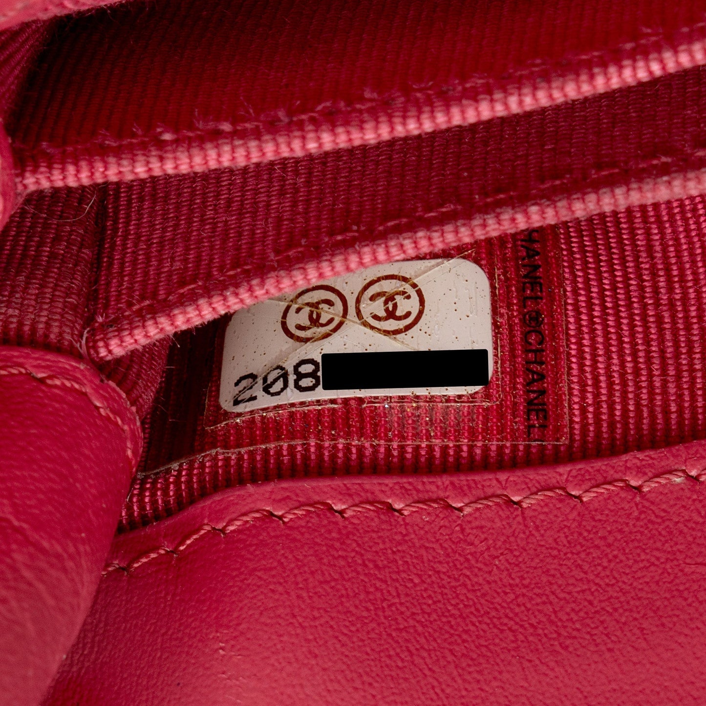 Chanel Patent Leather CC Phone Holder Crossbody Bag (SHF-8mTe1i)