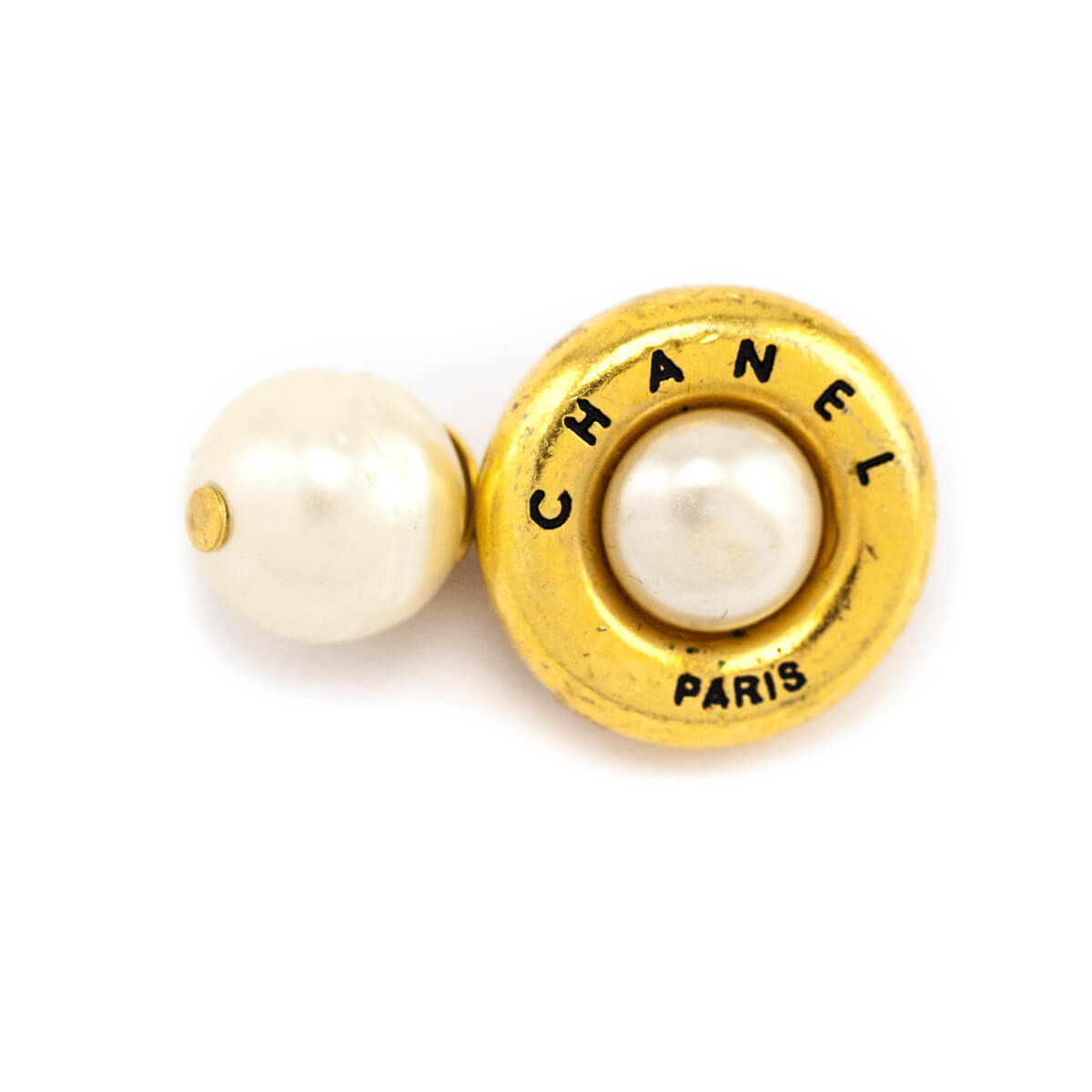 Chanel Pearl   Cuff Links