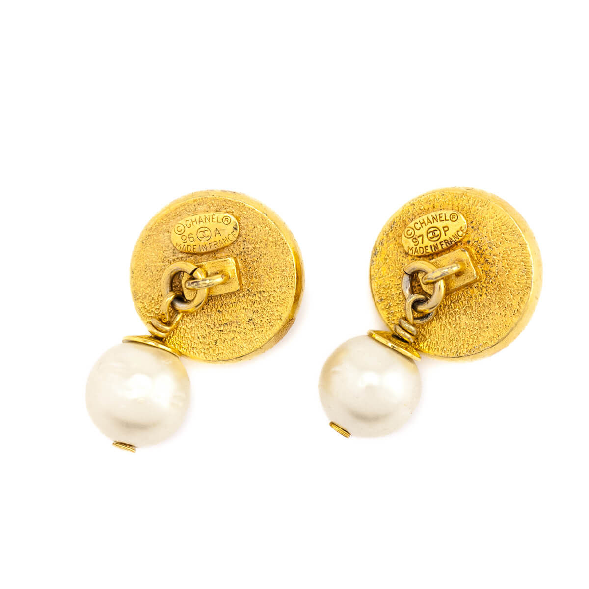 Chanel Pearl   Cuff Links