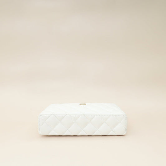 Chanel White CC Quilted Top Handle Slim Vanity With Chain