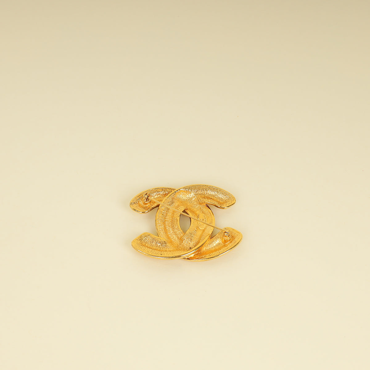 Chanel Gold CC   Quilt Pattern Brooch