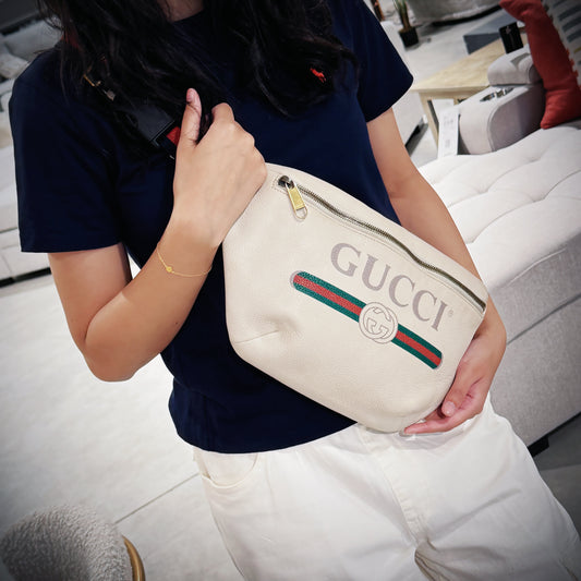 Gucci  Small Logo Print White Leather Messenger Belt Bag TWS