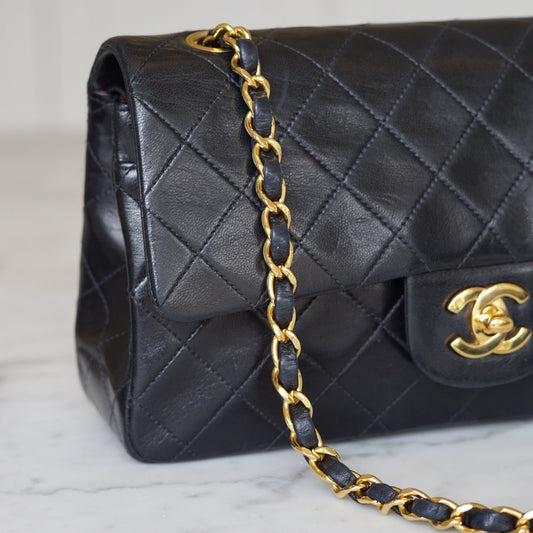 CHANEL CLASSIC SMALL BAG
