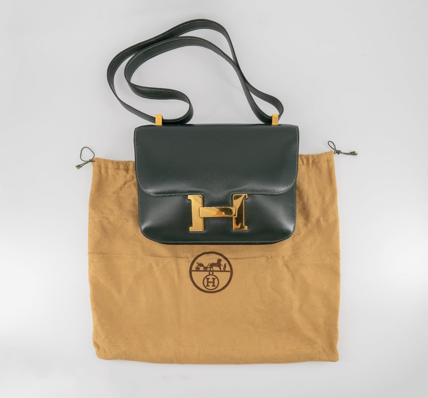 Luxury Hermes constance 23