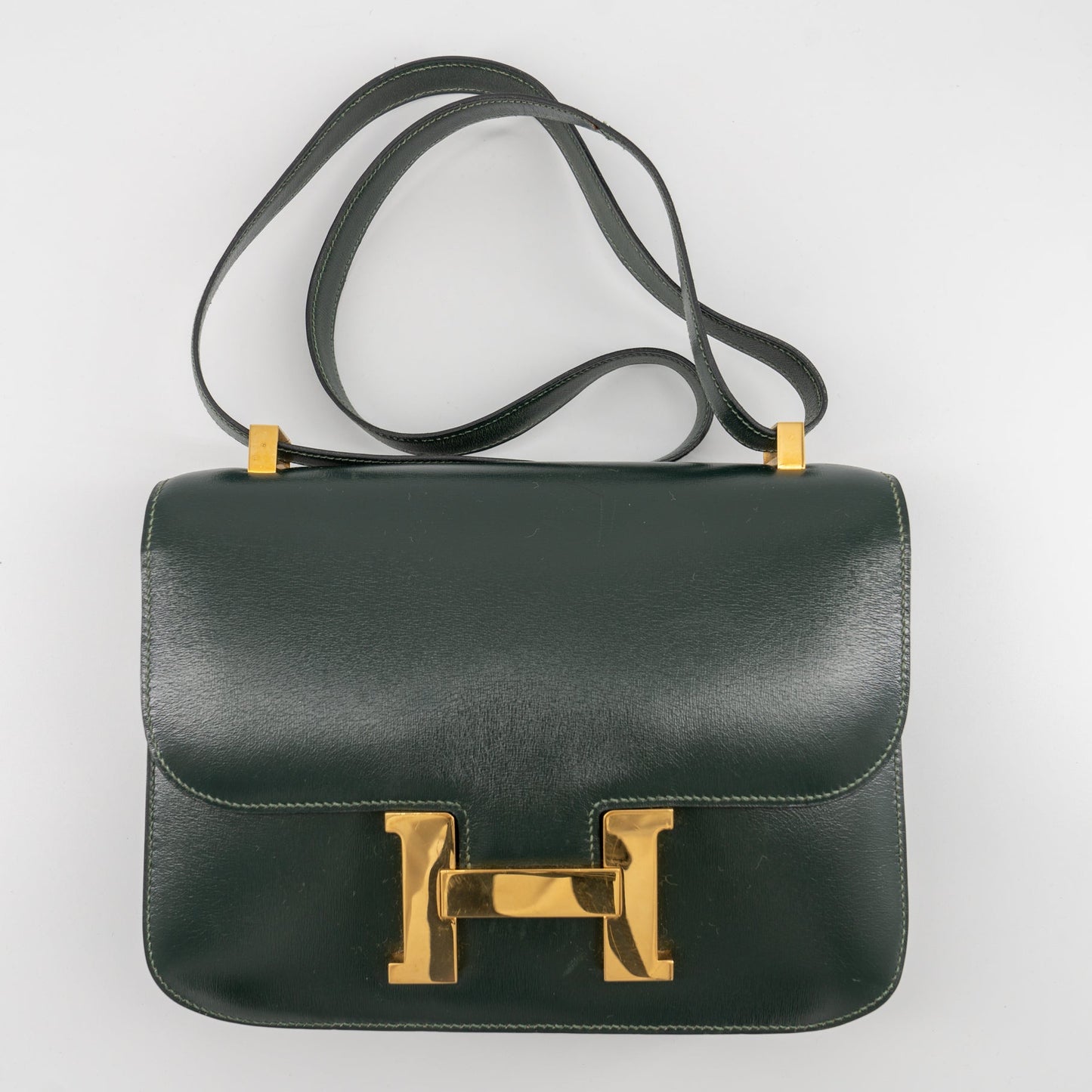 Luxury Hermes constance 23
