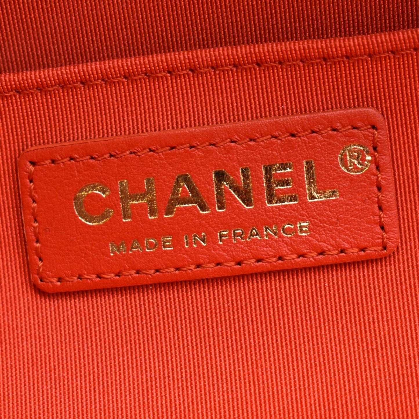 CHANEL Crumpled Calfskin Leather Vanity Case Crossbody Bag Red
