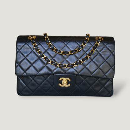 CHANEL CLASSIC MEDIUM BAG