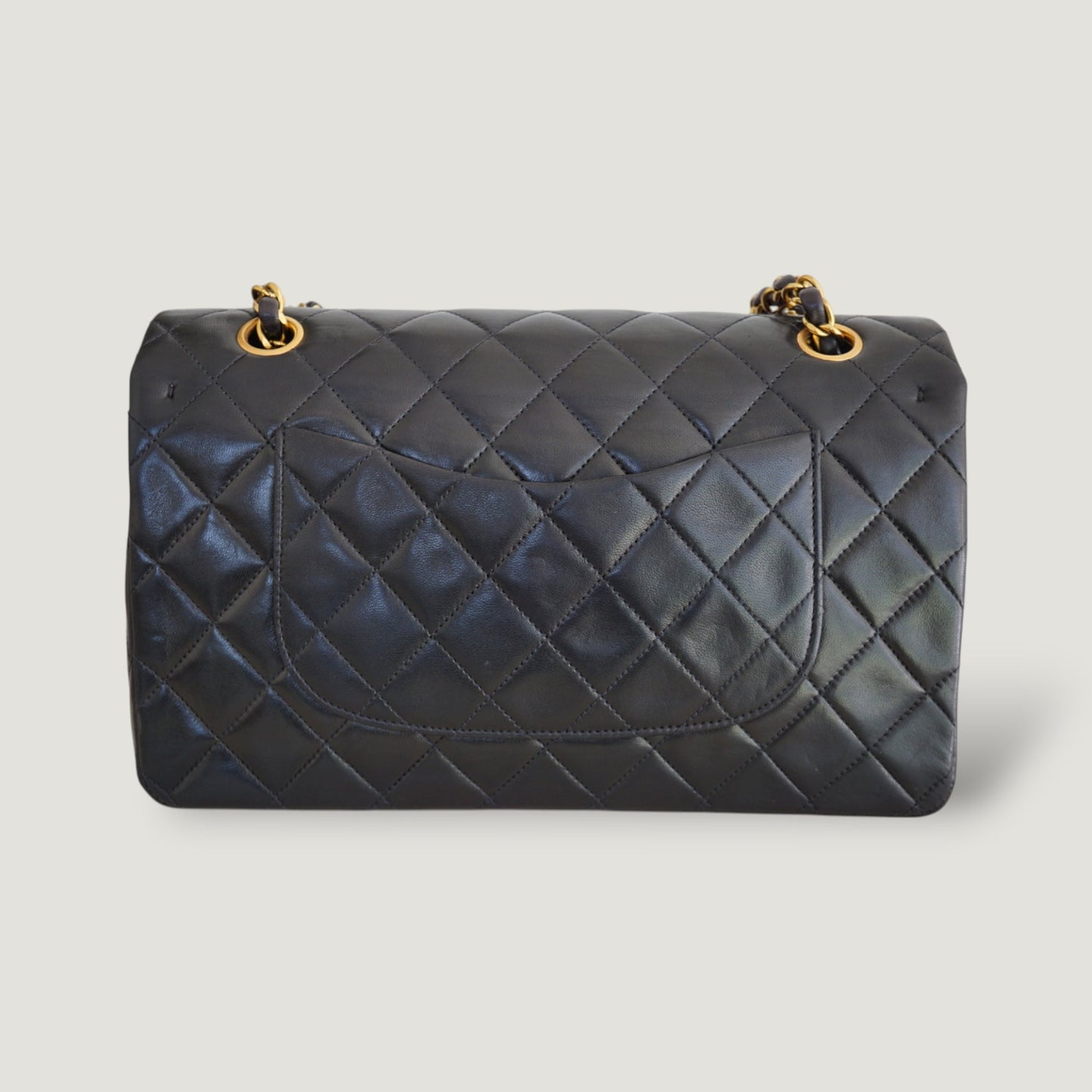 CHANEL CLASSIC MEDIUM BAG