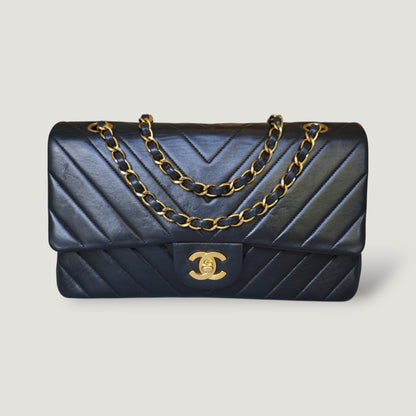 CHANEL CLASSIC MEDIUM BAG