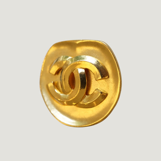 CHANEL BROOCH