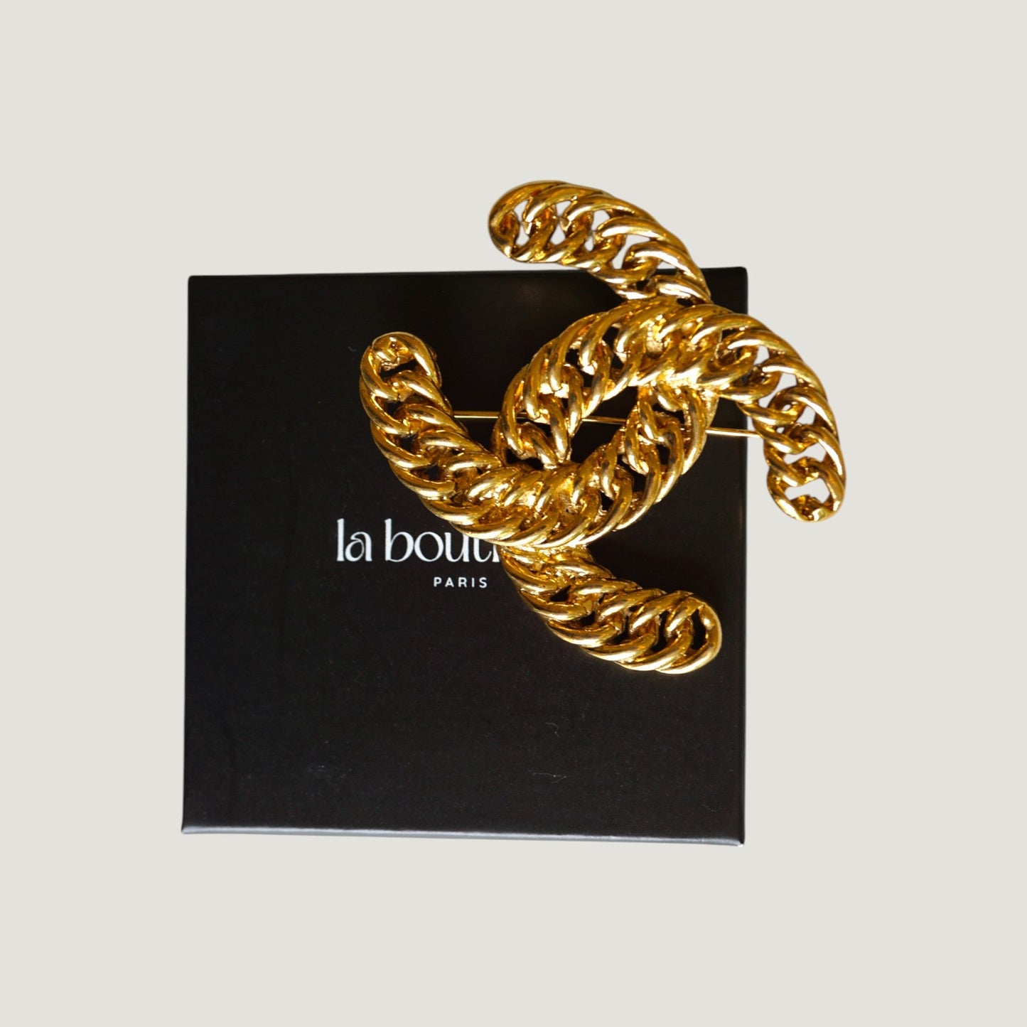 CHANEL BROOCH