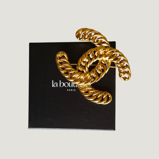 CHANEL BROOCH