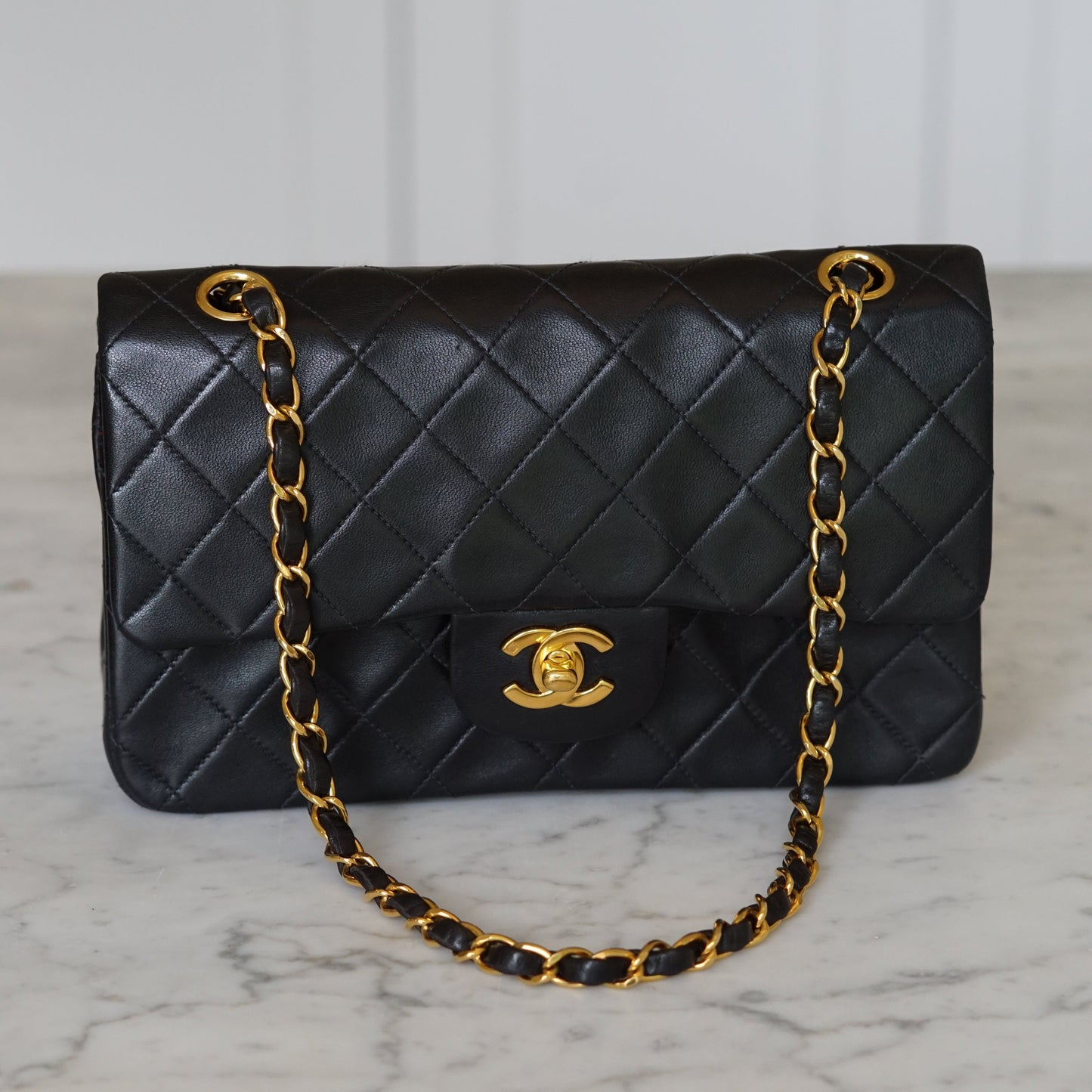 CHANEL CLASSIC SMALL BAG