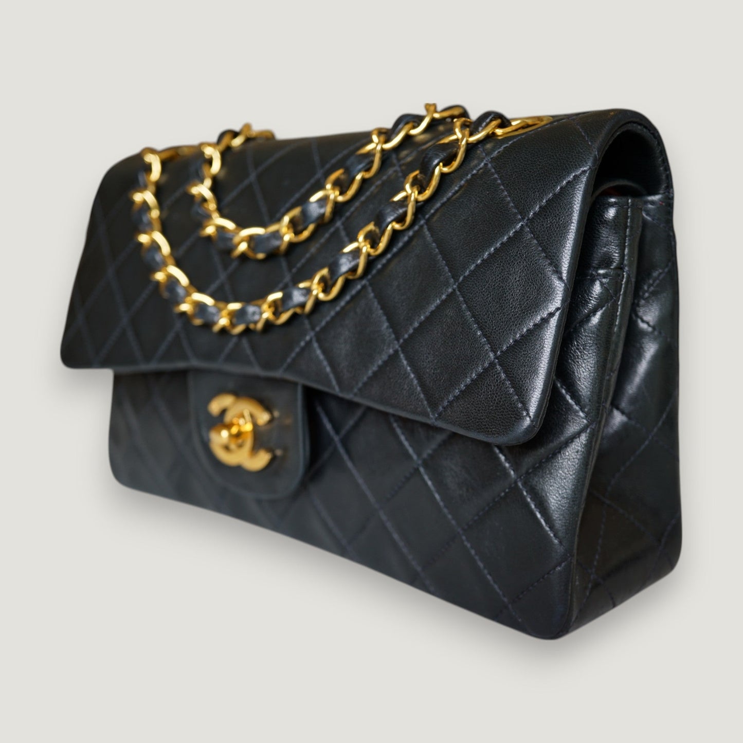 CHANEL CLASSIC SMALL BAG