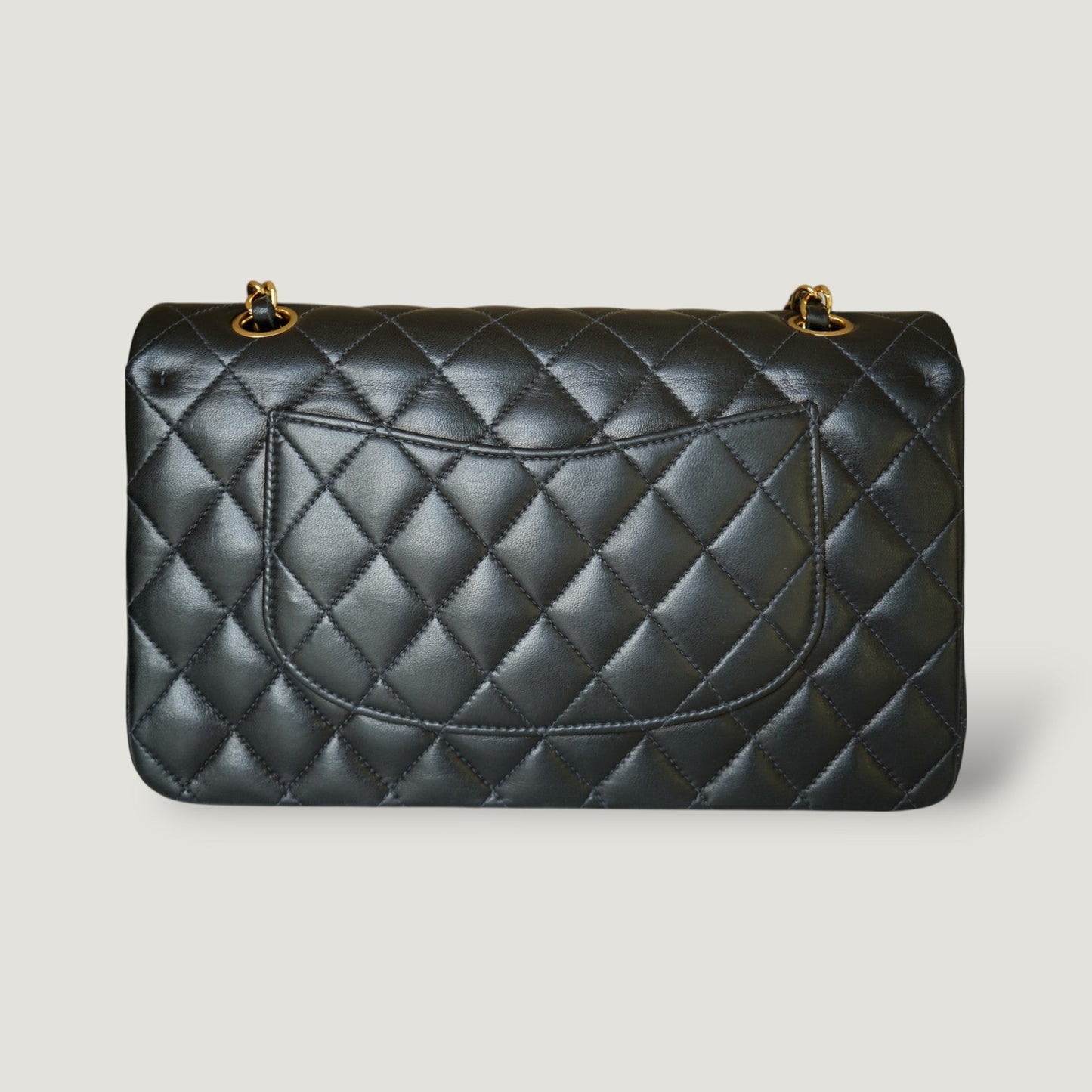 CHANEL CLASSIC MEDIUM BAG