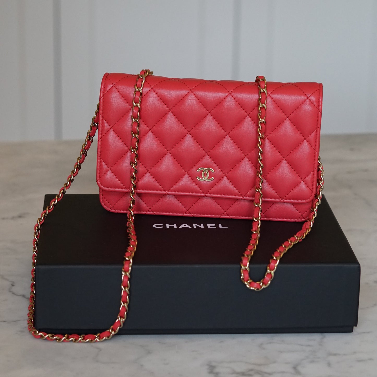 CHANEL WALLET ON CHAIN