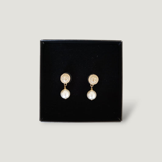 CHANEL EARRINGS | PEARLS