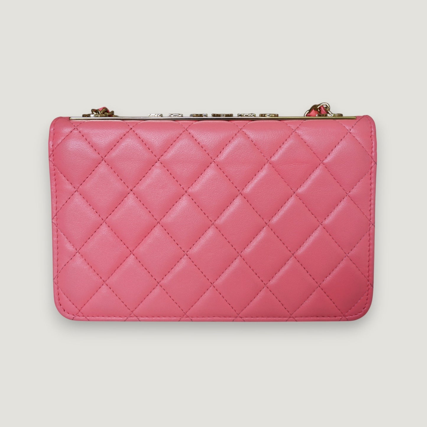 CHANEL WALLET ON CHAIN TRENDY