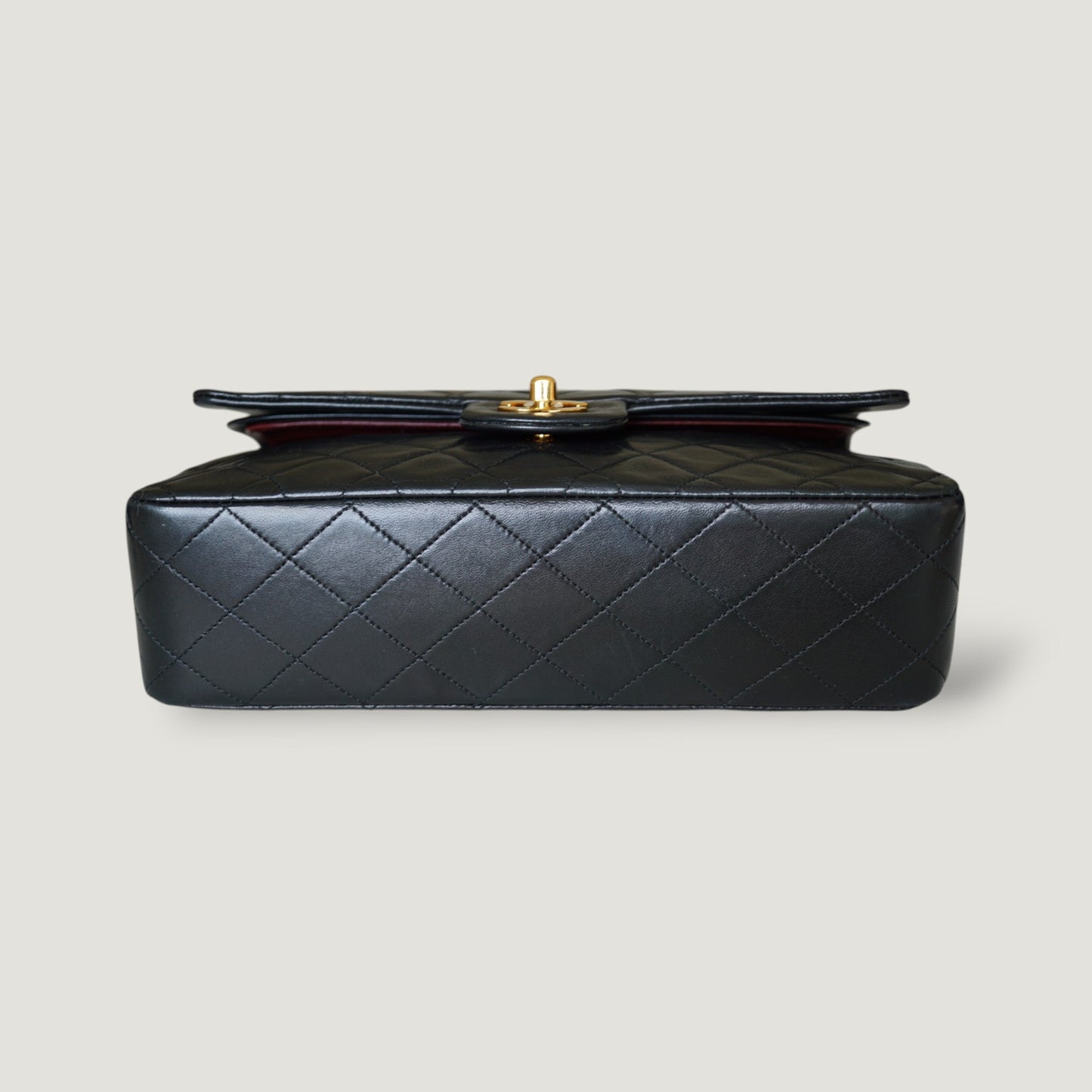CHANEL CLASSIC MEDIUM BAG
