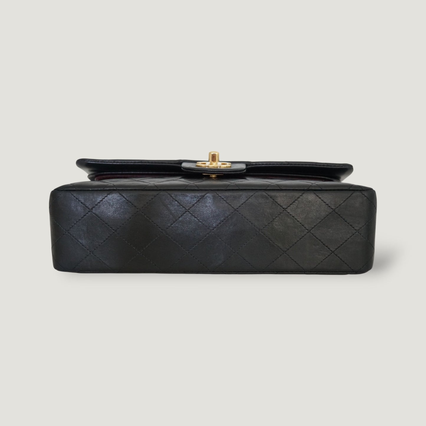 CHANEL CLASSIC MEDIUM BAG