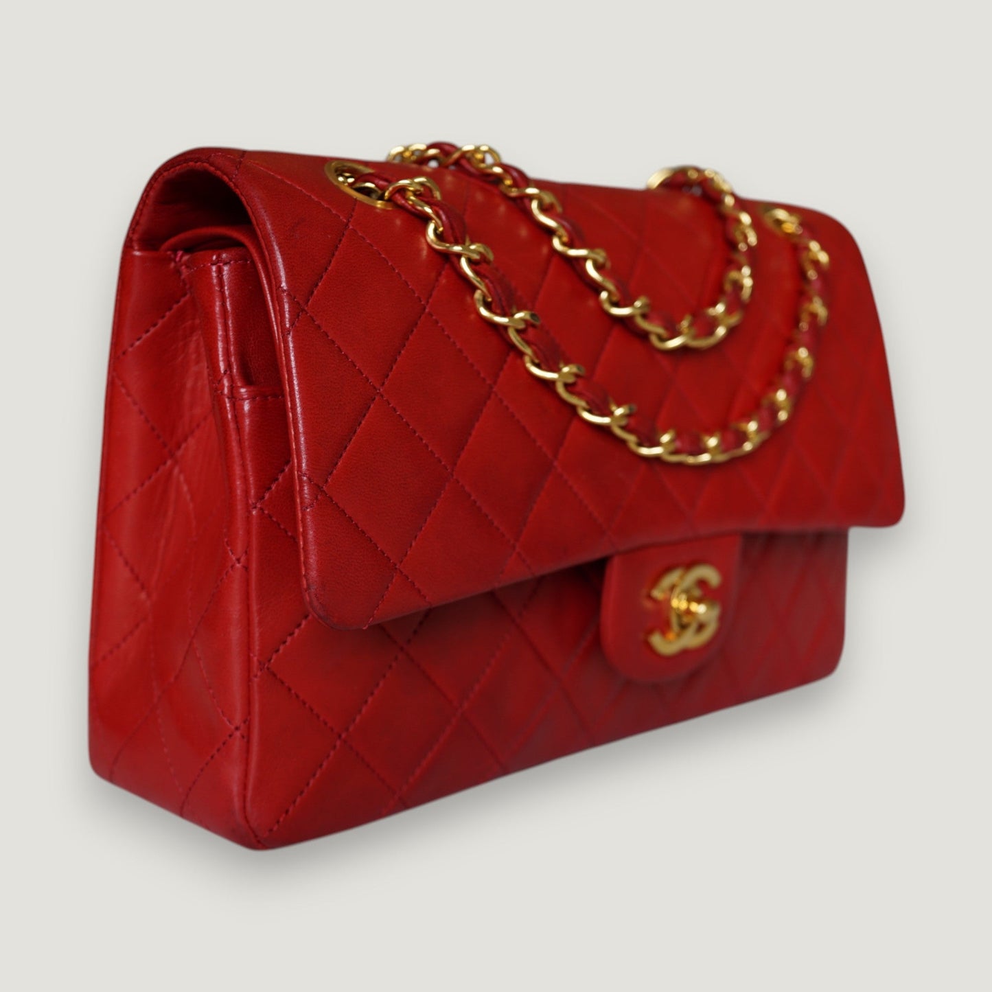 CHANEL CLASSIC MEDIUM BAG