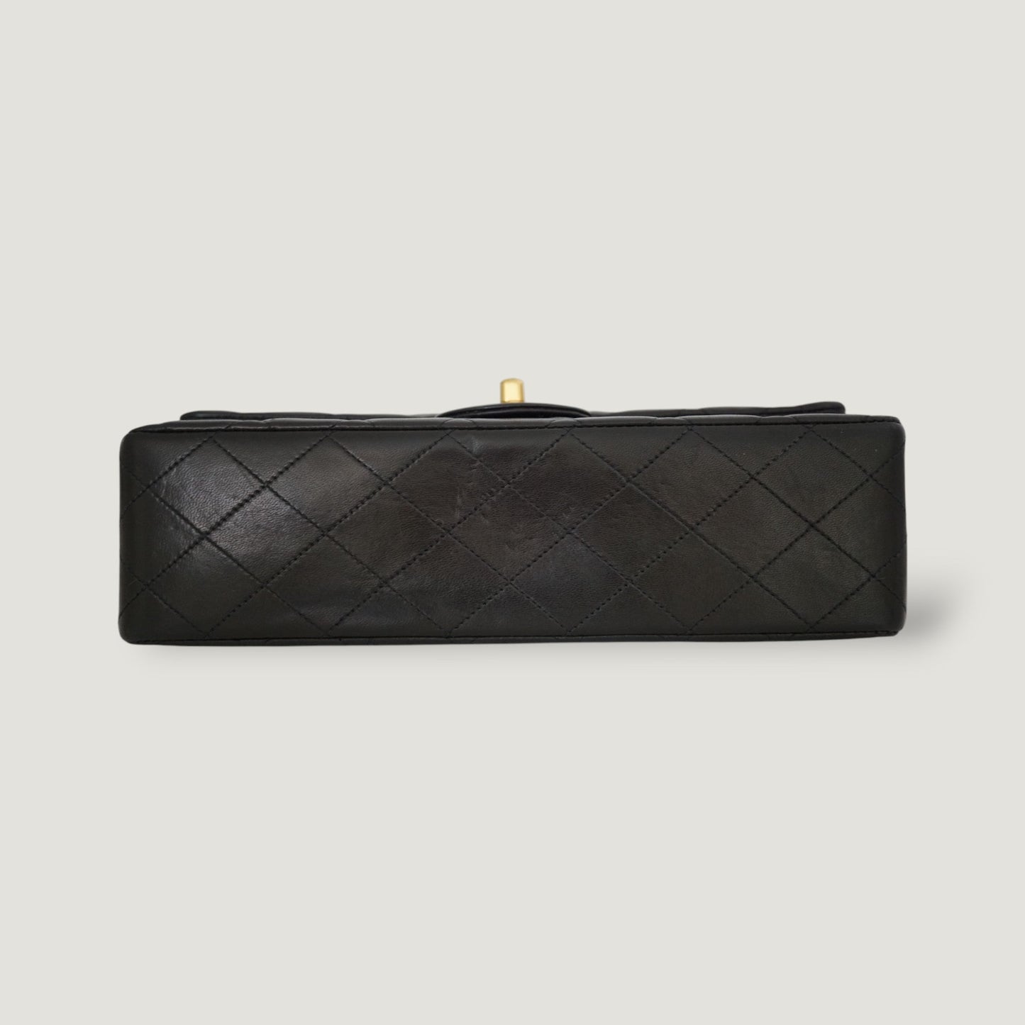 CHANEL CLASSIC MEDIUM BAG