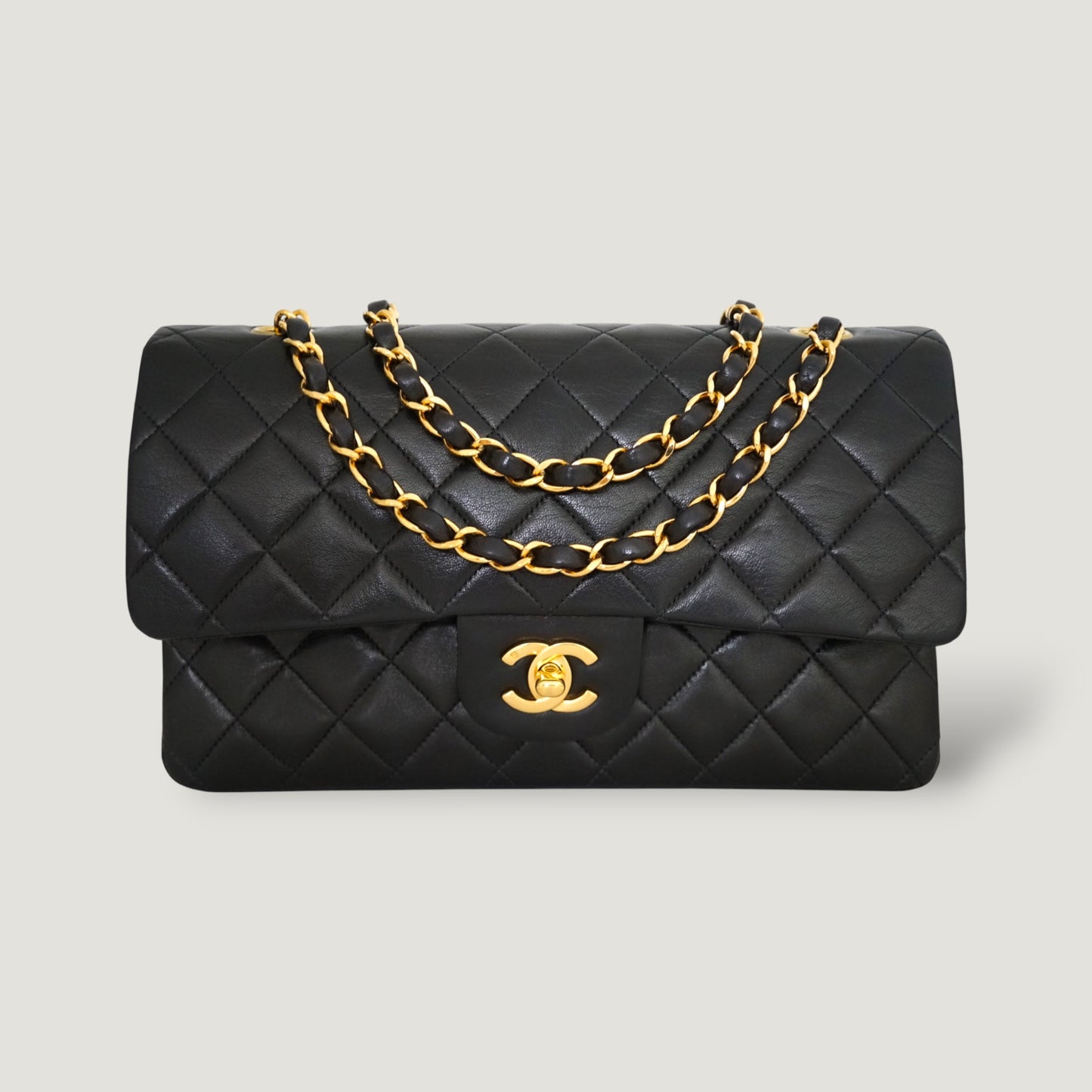 CHANEL CLASSIC MEDIUM BAG