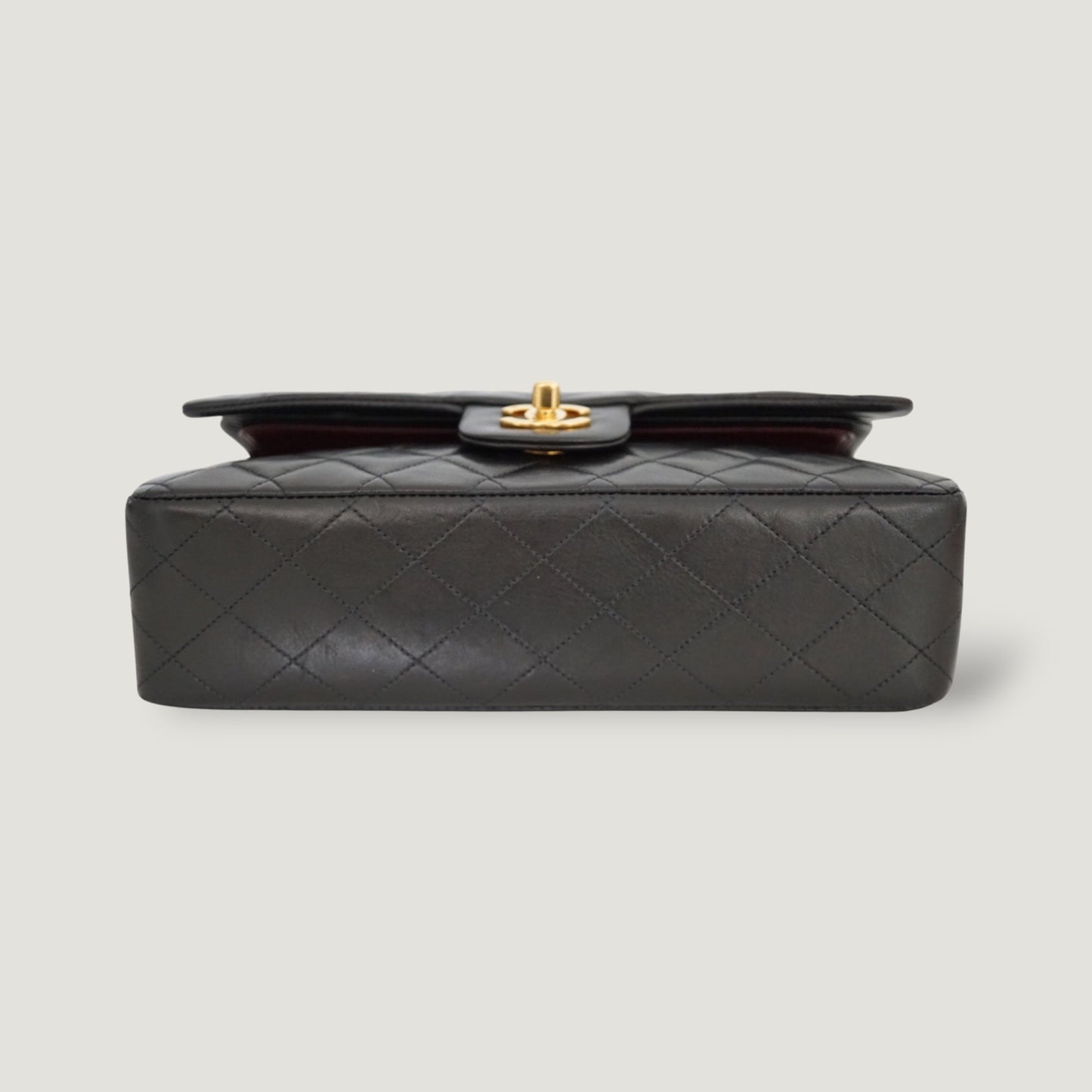 CHANEL CLASSIC MEDIUM BAG