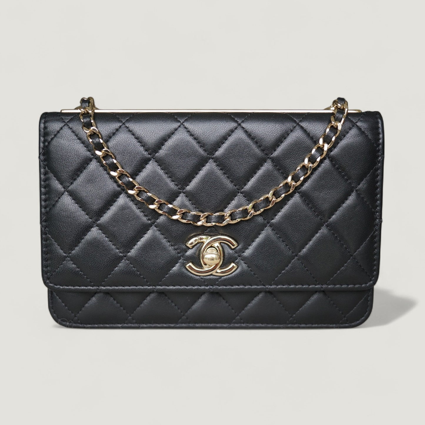CHANEL WALLET ON CHAIN TRENDY