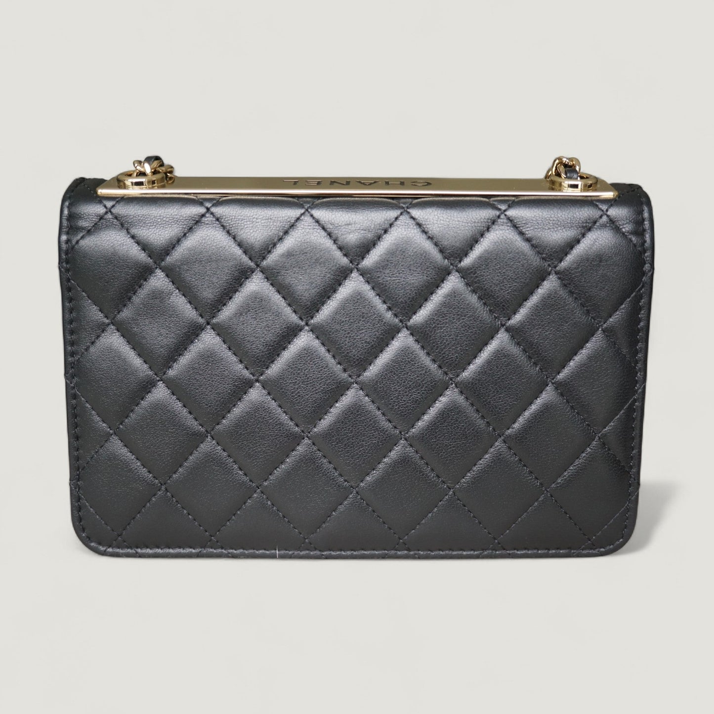 CHANEL WALLET ON CHAIN TRENDY
