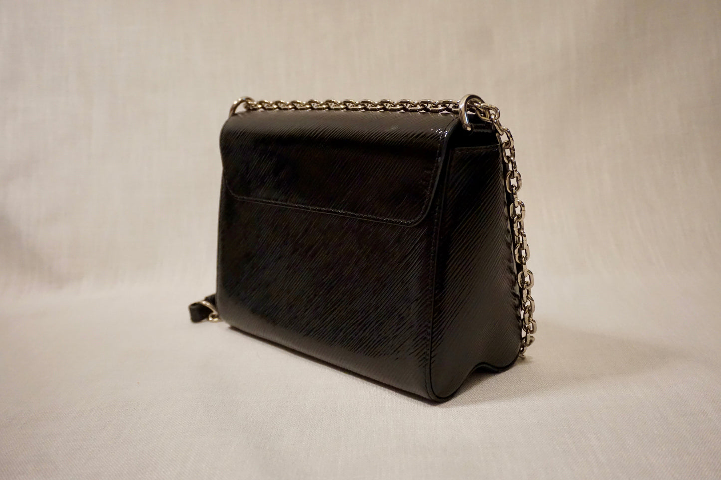 LOUIS VUITTON Epi Leather Twist MM Bag Black