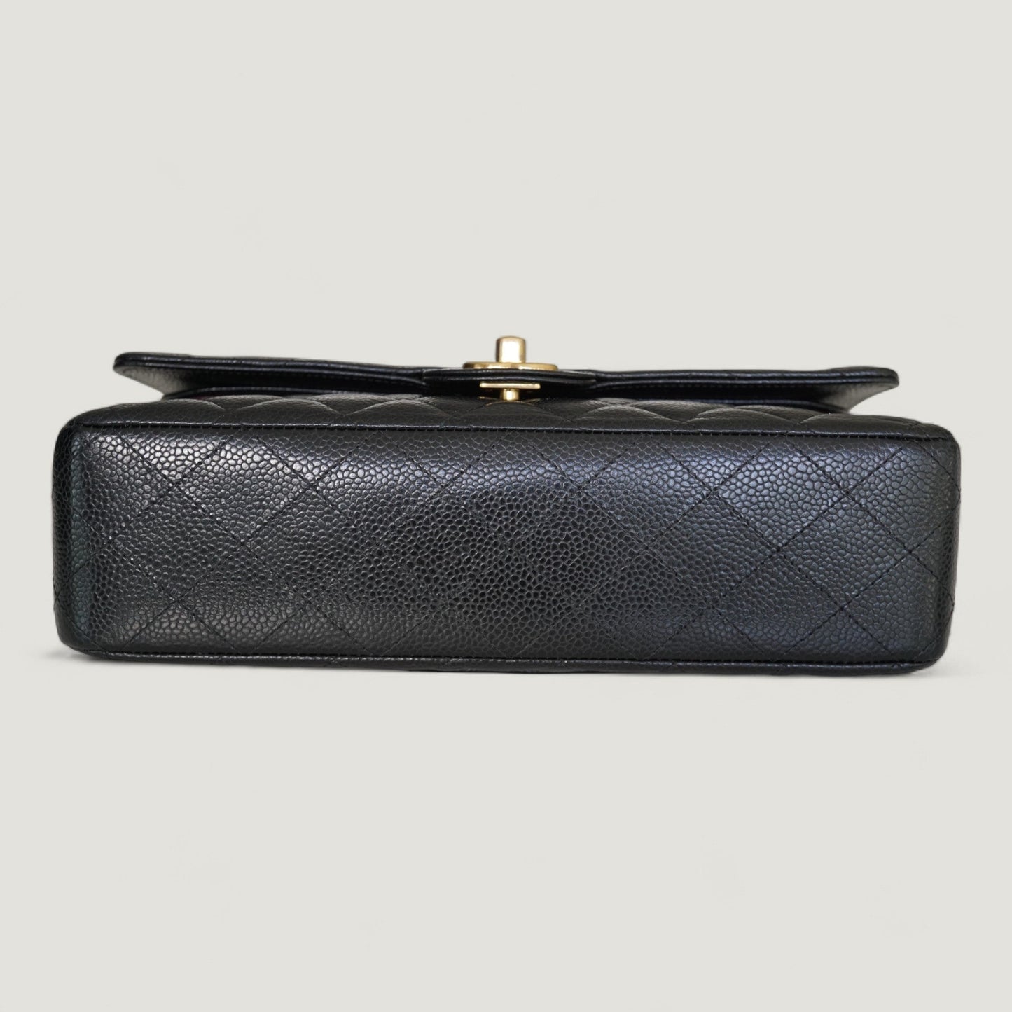 CHANEL CLASSIC MEDIUM BAG