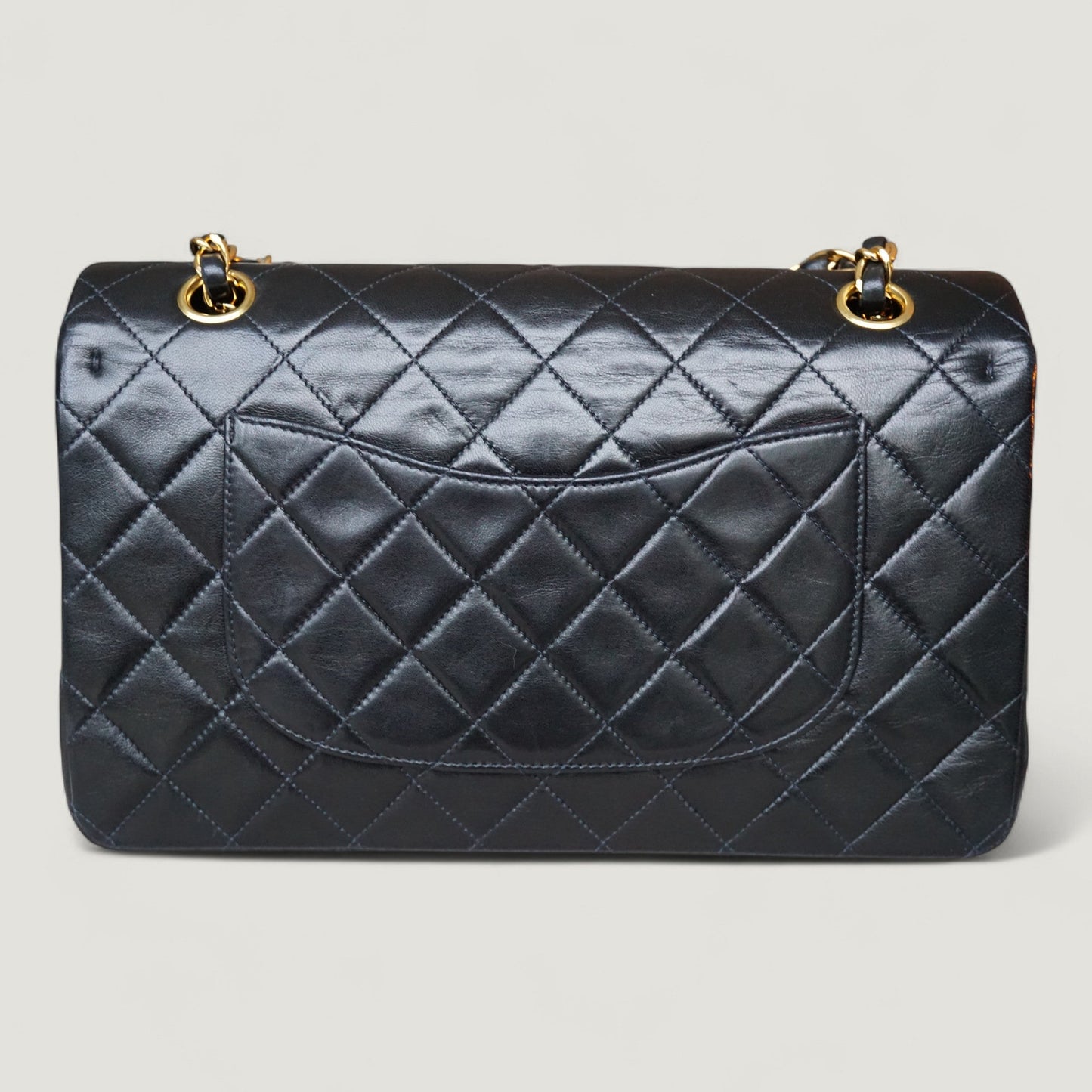CHANEL CLASSIC MEDIUM BAG