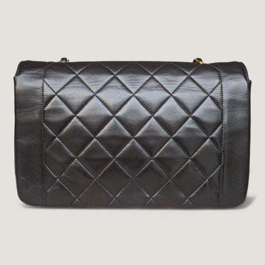 CHANEL DIANA MEDIUM BAG
