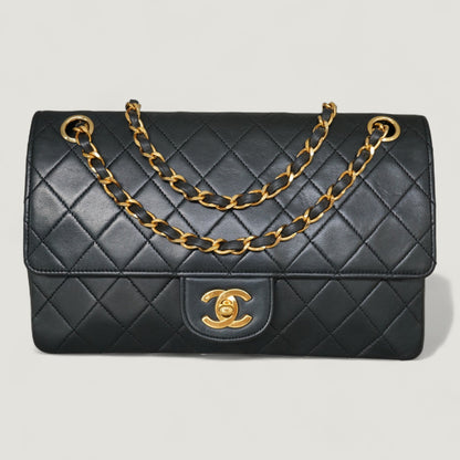CHANEL CLASSIC MEDIUM BAG