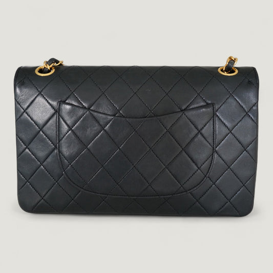 CHANEL CLASSIC MEDIUM BAG