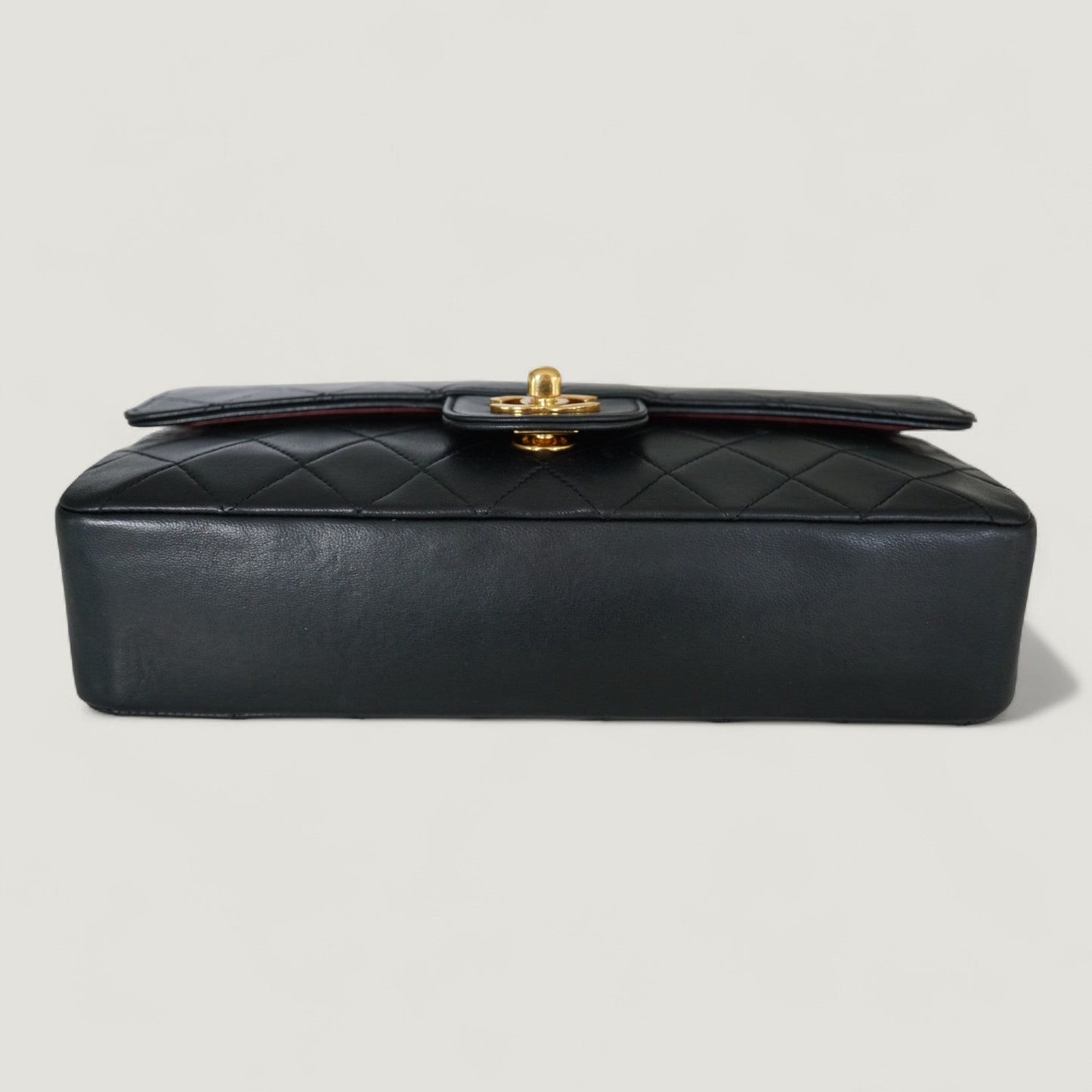 CHANEL CLASSIC MEDIUM BAG