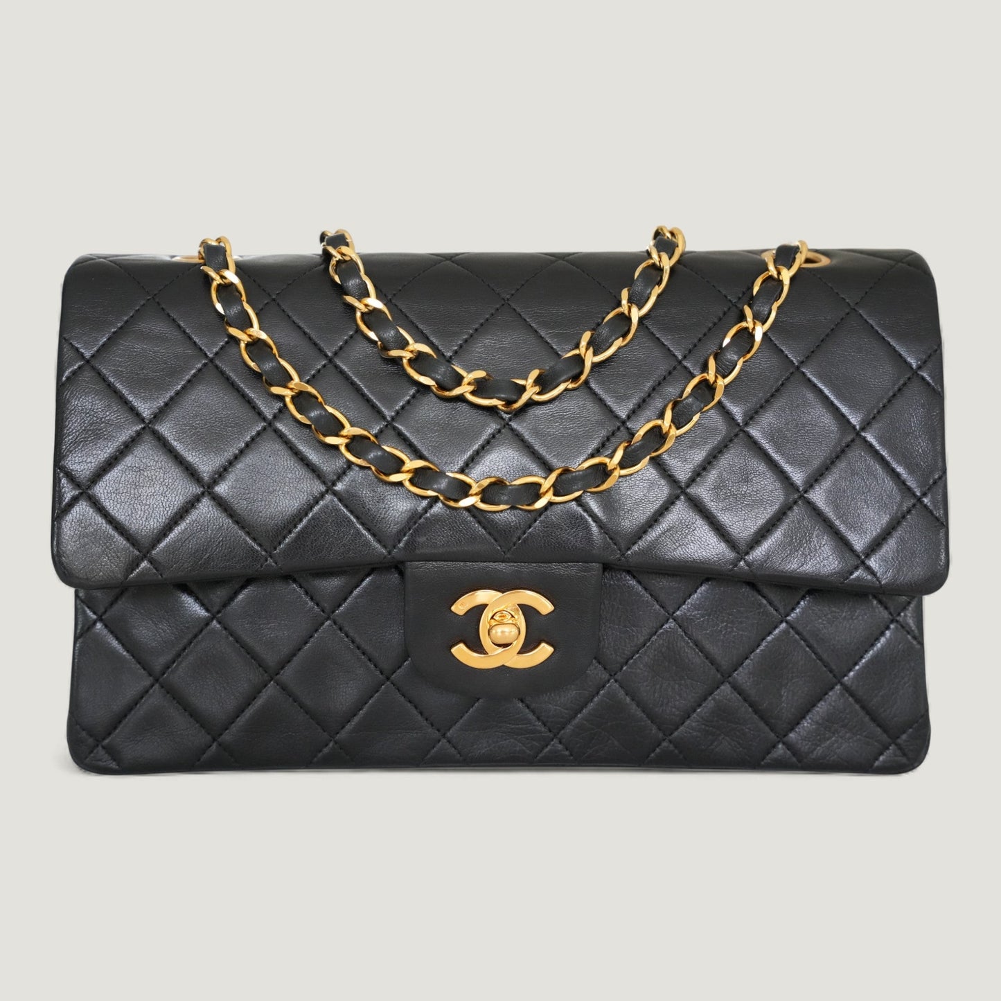 CHANEL CLASSIC MEDIUM BAG