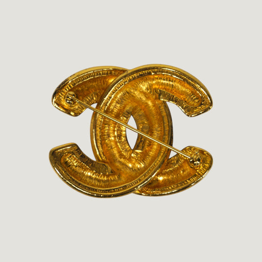 CHANEL BROOCH