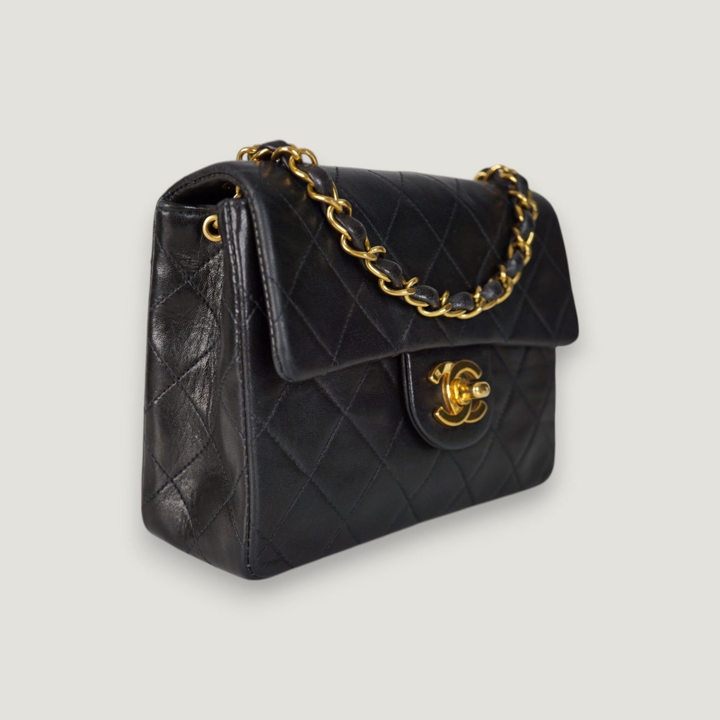CHANEL SQUARE MINI