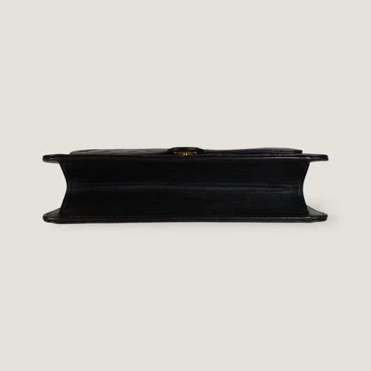 CHANEL SINGLE FLAP BAG
