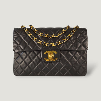 CHANEL CLASSIC JUMBO MAXI BAG