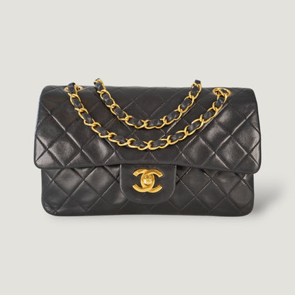 CHANEL CLASSIC SMALL BAG