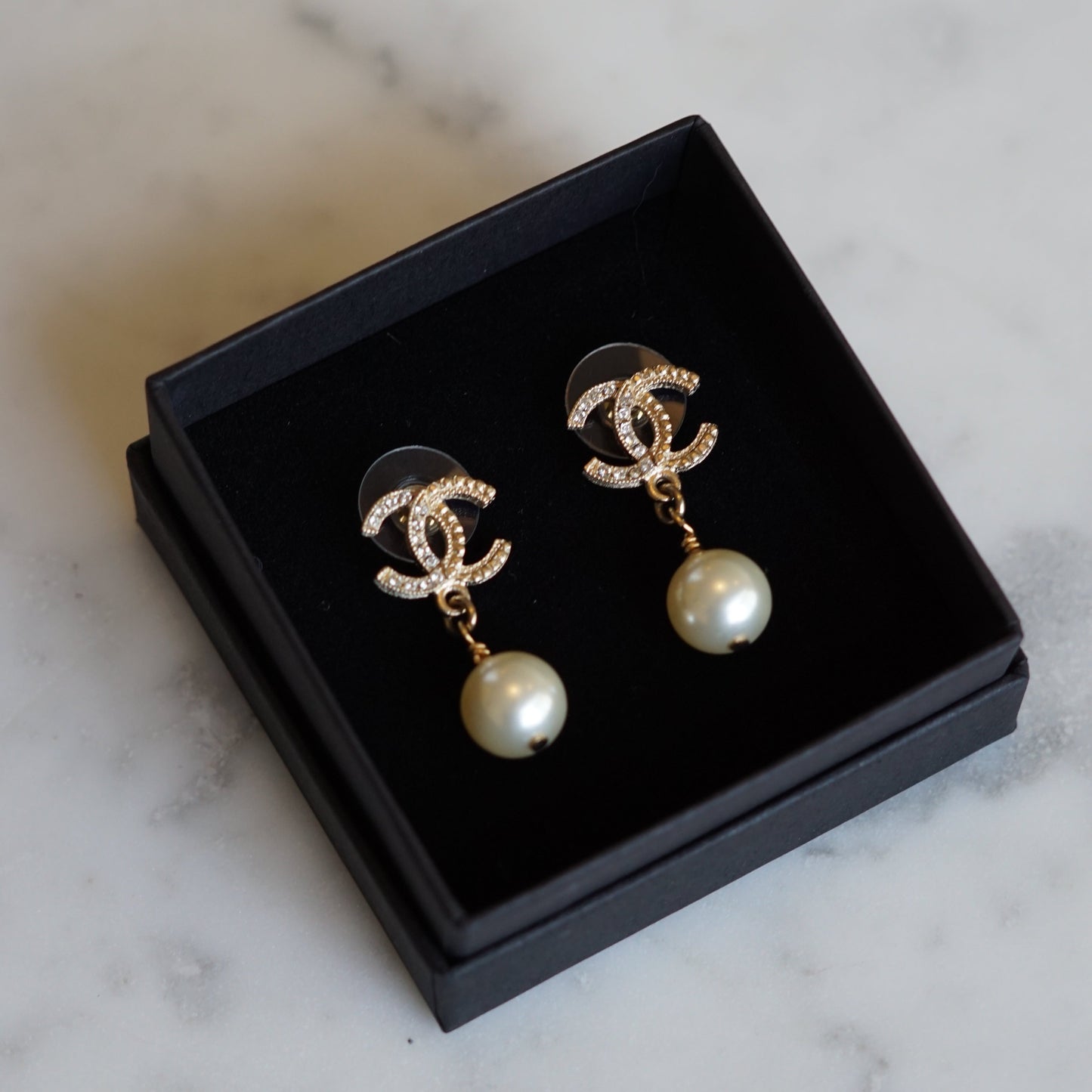 CHANEL EARRINGS | PEARLS