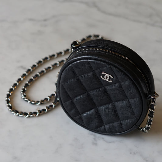 CHANEL CLUTCH