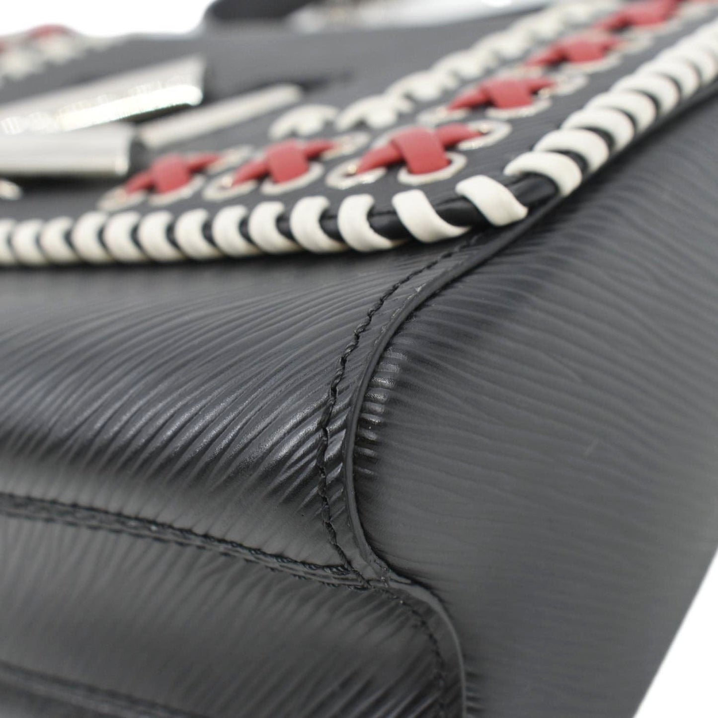 LOUIS VUITTON Twist Whipstitch MM Epi Leather Shoulder Bag Black